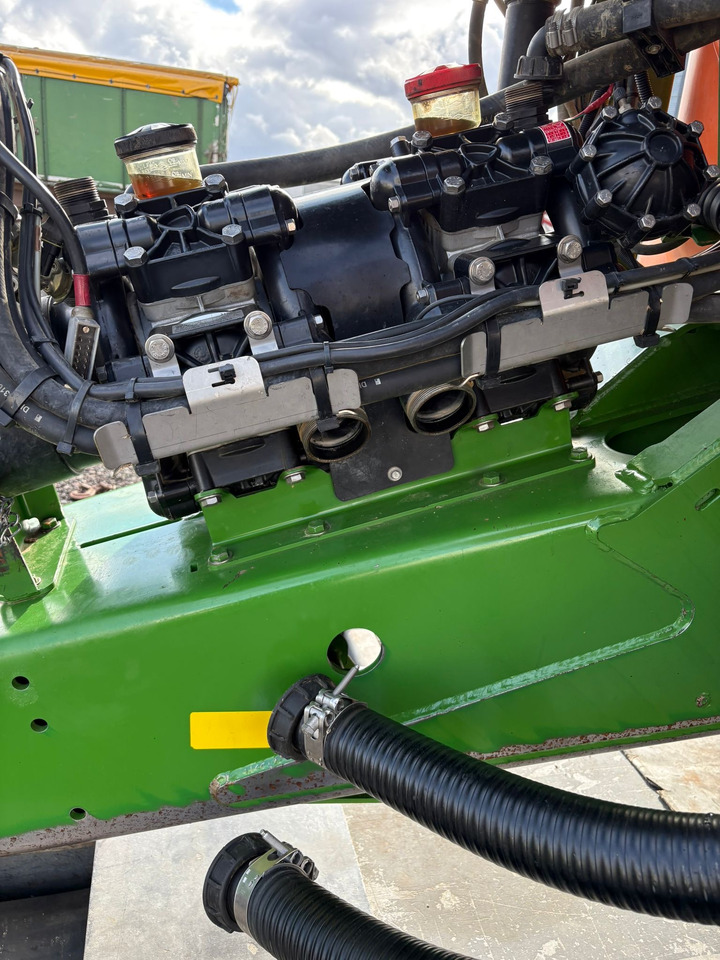 Прицепной опрыскиватель AMAZONE UX 6200 36m GPS: фото 7 Прицепной опрыскиватель AMAZONE UX 6200 36m GPS: фото 7