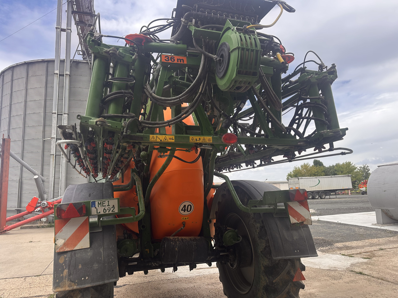 Прицепной опрыскиватель AMAZONE UX 6200 36m GPS: фото 19 Прицепной опрыскиватель AMAZONE UX 6200 36m GPS: фото 19