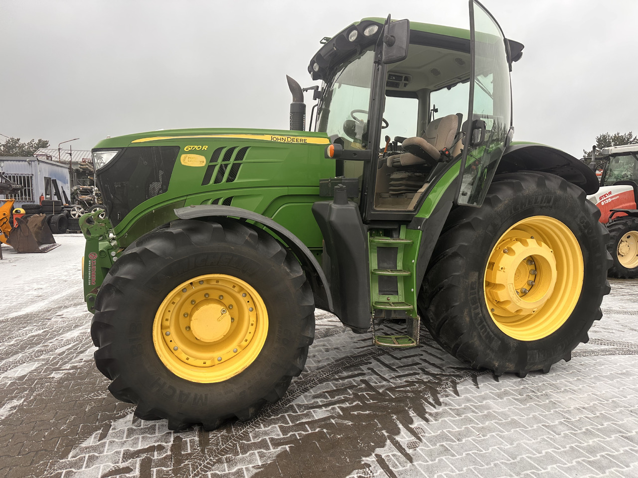 JOHN DEERE 6170R - Трактор: фото 2 JOHN DEERE 6170R - Трактор: фото 2