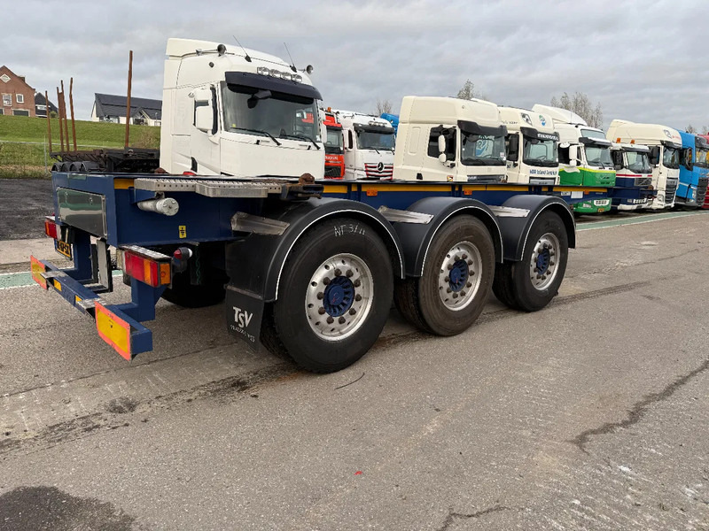 Burg BPO 12-27 CCXAX, TANK CHASSIS - Полуприцеп-цистерна: фото 4 Burg BPO 12-27 CCXAX, TANK CHASSIS - Полуприцеп-цистерна: фото 4