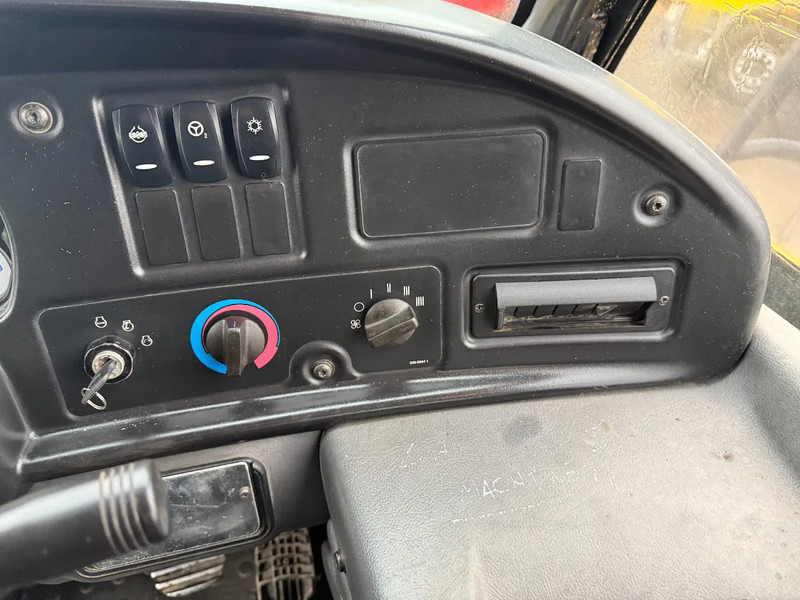 Сочленённый самосвал Caterpillar 725, CE, AIRCO, RETARDER, REAR CAMERA, AUTO LUBE, 23,5X25 TYERS: фото 16