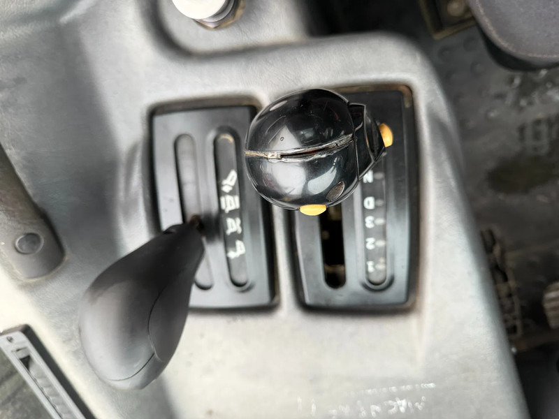 Сочленённый самосвал Caterpillar 725, CE, AIRCO, RETARDER, REAR CAMERA, AUTO LUBE, 23,5X25 TYERS: фото 15