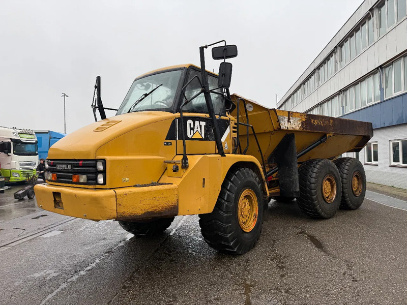 Сочленённый самосвал Caterpillar 725, CE, AIRCO, RETARDER, REAR CAMERA, AUTO LUBE, 23,5X25 TYERS: фото 10