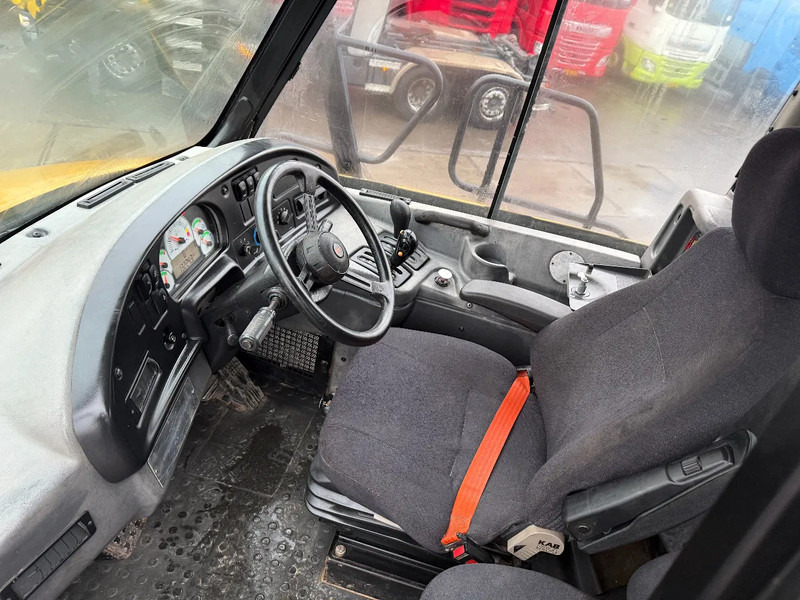 Сочленённый самосвал Caterpillar 725, CE, AIRCO, RETARDER, REAR CAMERA, AUTO LUBE, 23,5X25 TYERS: фото 17