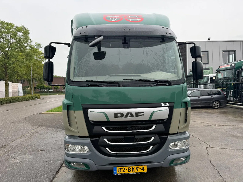 DAF LF 260 4X2 16T DHOLLANDIA LOAD LIFT - Тентованный грузовик: фото 2 DAF LF 260 4X2 16T DHOLLANDIA LOAD LIFT - Тентованный грузовик: фото 2