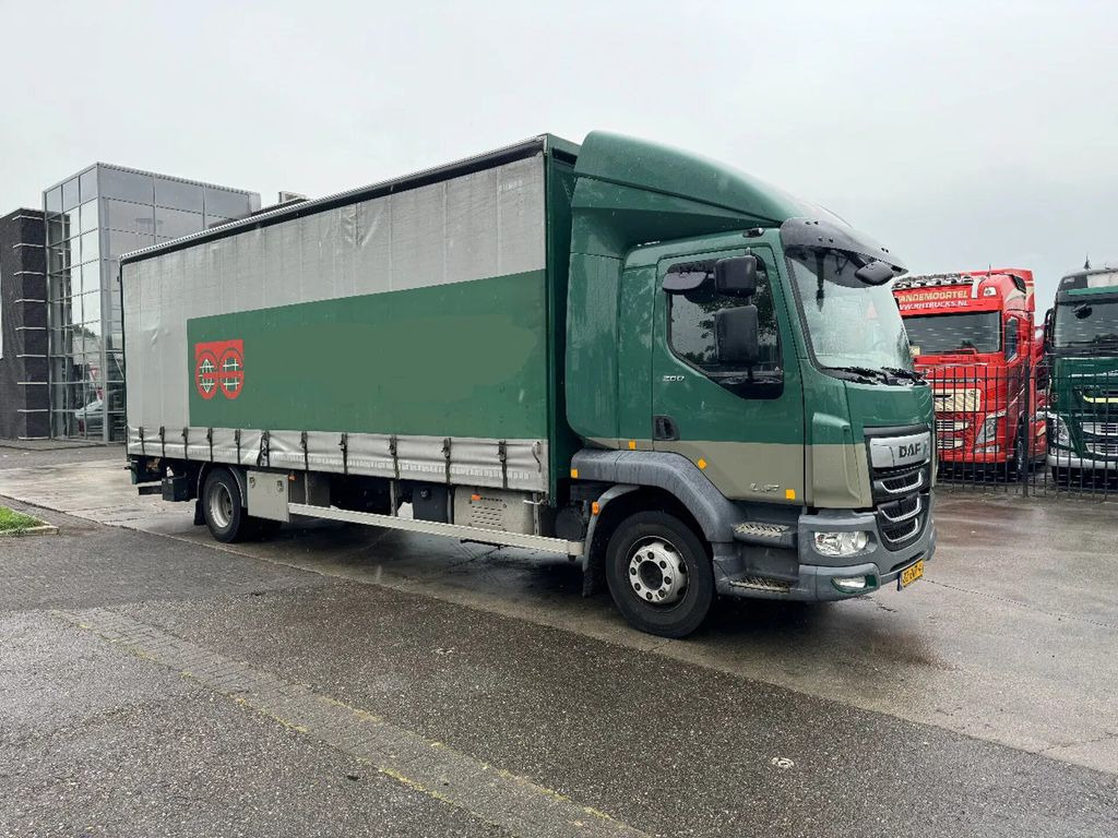 DAF LF 260 4X2 16T DHOLLANDIA LOAD LIFT + TÜV TILL 0 - Тентованный грузовик: фото 3 DAF LF 260 4X2 16T DHOLLANDIA LOAD LIFT + TÜV TILL 0 - Тентованный грузовик: фото 3