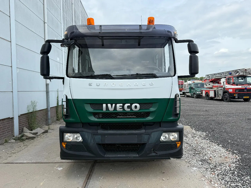 Iveco EuroCargo 120 E18 4X2 EEV EURO 5 + RAMPS - Автовоз: фото 2 Iveco EuroCargo 120 E18 4X2 EEV EURO 5 + RAMPS - Автовоз: фото 2