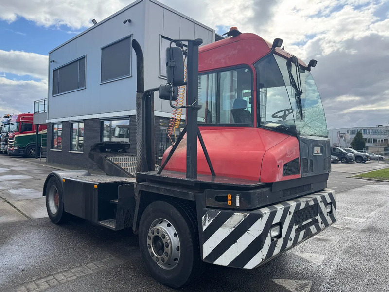 Kalmar TT612D 4X2 - Терминальный тягач: фото 3 Kalmar TT612D 4X2 - Терминальный тягач: фото 3