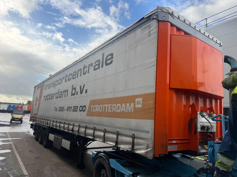 Krone 3 AXLE BPW + SLIDING ROOF - Тентованный полуприцеп: фото 3 Krone 3 AXLE BPW + SLIDING ROOF - Тентованный полуприцеп: фото 3