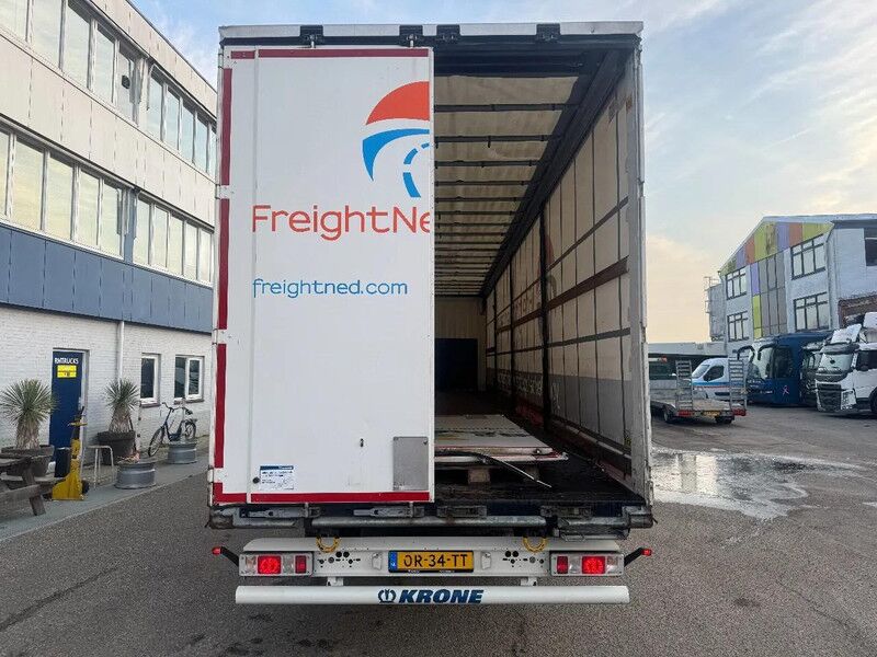 Krone SD 3 AXLE - 1 LIFT AXLE - SLIDING ROOF - Тентованный полуприцеп: фото 4 Krone SD 3 AXLE - 1 LIFT AXLE - SLIDING ROOF - Тентованный полуприцеп: фото 4