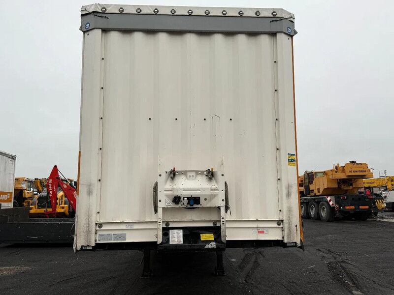 Krone SD - 3 AXLE + SLIDING ROOF - Тентованный полуприцеп: фото 2 Krone SD - 3 AXLE + SLIDING ROOF - Тентованный полуприцеп: фото 2