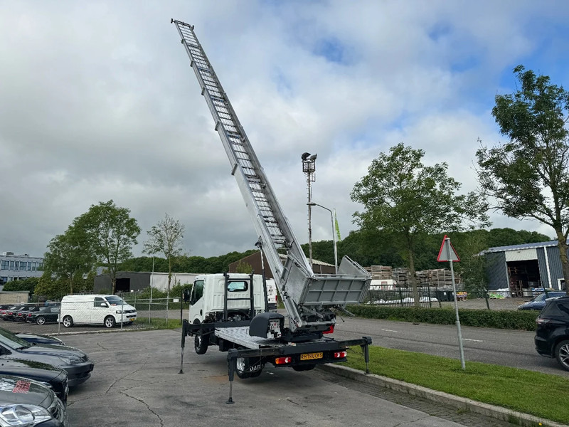 Nissan Cabstar 35.13 EURO 6 + LIFT 25 METER + REMOTE CONTROL - Лёгкий коммерческий автомобиль: фото 3 Nissan Cabstar 35.13 EURO 6 + LIFT 25 METER + REMOTE CONTROL - Лёгкий коммерческий автомобиль: фото 3