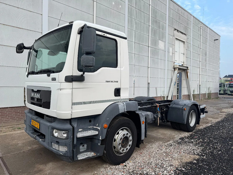 MAN TGM 18.340 4X2 EURO 5 CHASSIS - Грузовик-шасси: фото 1 MAN TGM 18.340 4X2 EURO 5 CHASSIS - Грузовик-шасси: фото 1