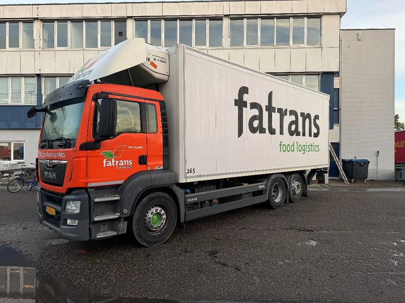 MAN TGS 6X2 STEERING AXLE THERMO KING T 1000R TÜV MOT TILL 05-26 - Рефрижератор: фото 1 MAN TGS 6X2 STEERING AXLE THERMO KING T 1000R TÜV MOT TILL 05-26 - Рефрижератор: фото 1