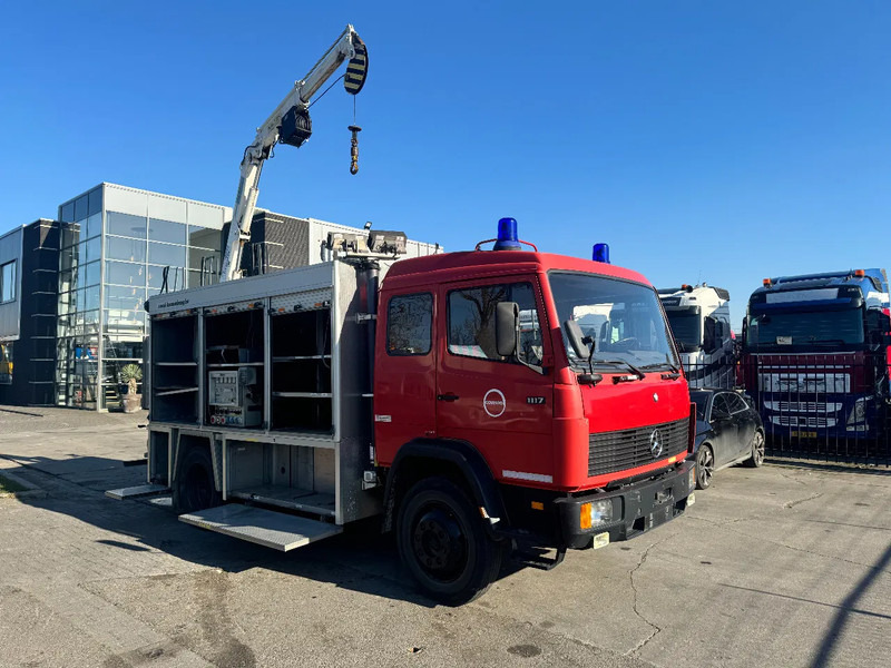 Mercedes-Benz 1117 4X2 FIRE TRUCK HIAB 050A ONLY 105787 KM - Пожарная машина: фото 2 Mercedes-Benz 1117 4X2 FIRE TRUCK HIAB 050A ONLY 105787 KM - Пожарная машина: фото 2