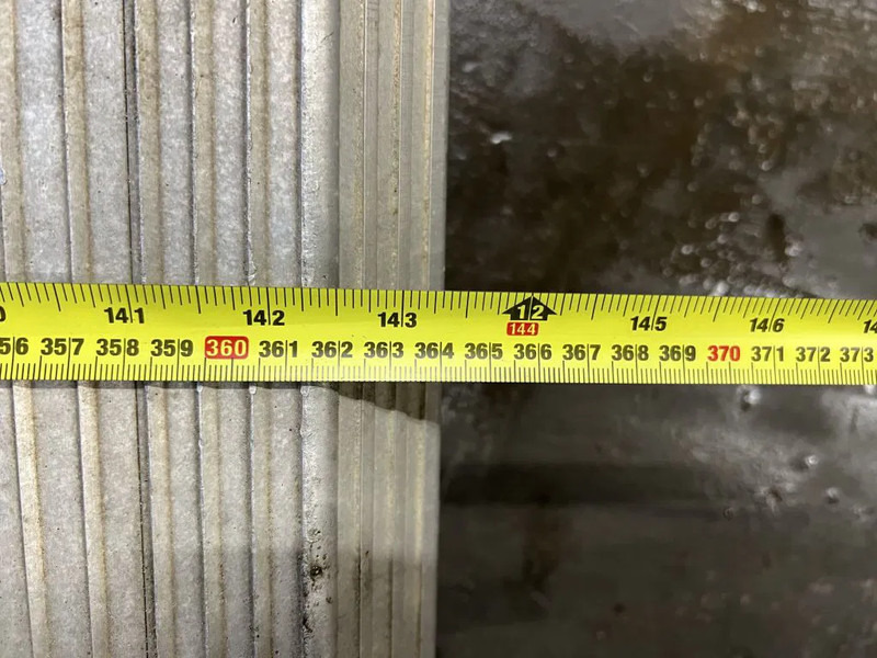 Altec OPRIJPLATEN (RAMPEN) 3,65 METER LANG - Навесное оборудование: фото 4 Altec OPRIJPLATEN (RAMPEN) 3,65 METER LANG - Навесное оборудование: фото 4