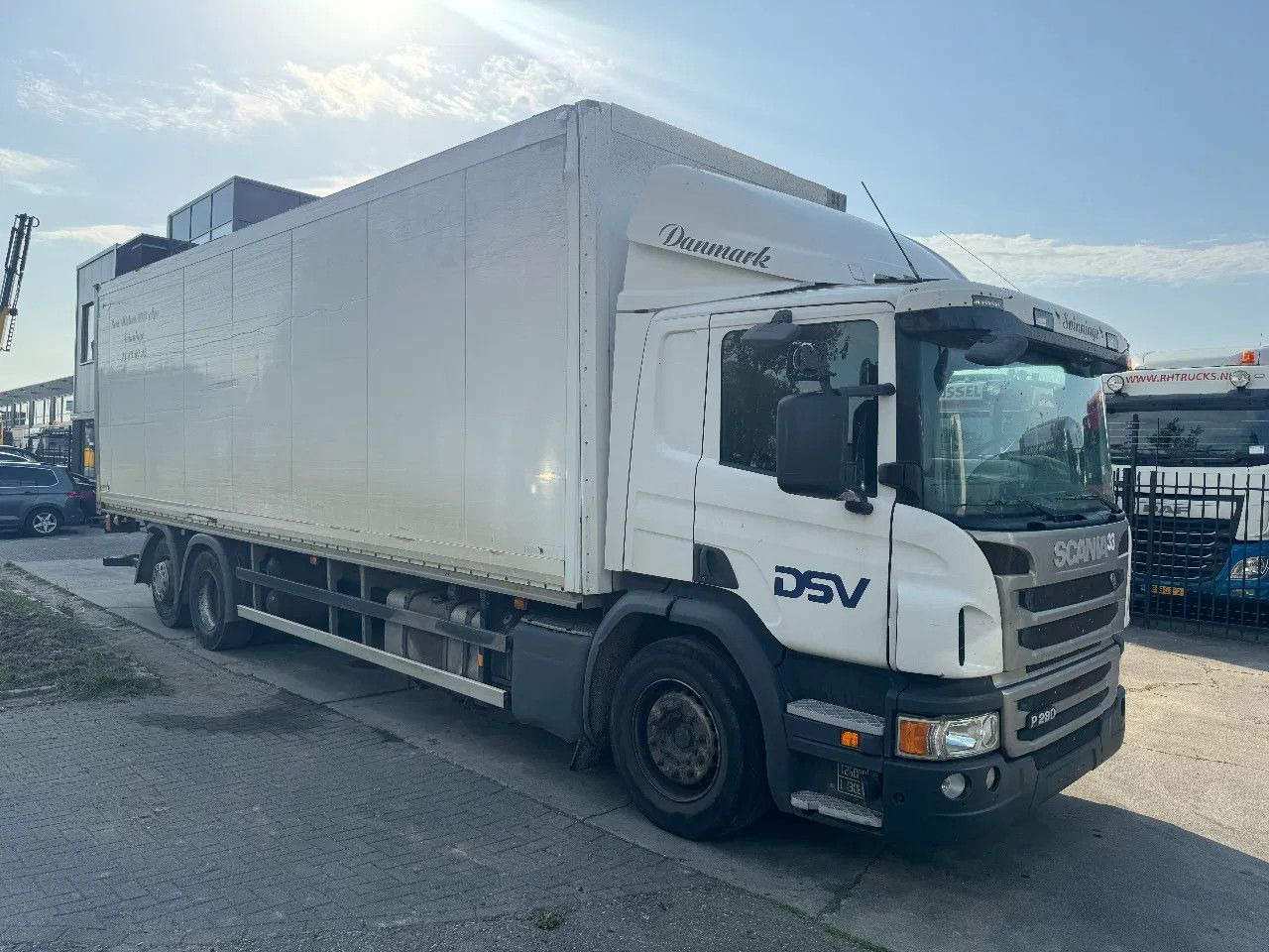 Scania P280 6X2 SCHMITZ BOX + ZEPRO 2000KG LIFT EURO 6 - Грузовик с закрытым кузовом: фото 3 Scania P280 6X2 SCHMITZ BOX + ZEPRO 2000KG LIFT EURO 6 - Грузовик с закрытым кузовом: фото 3