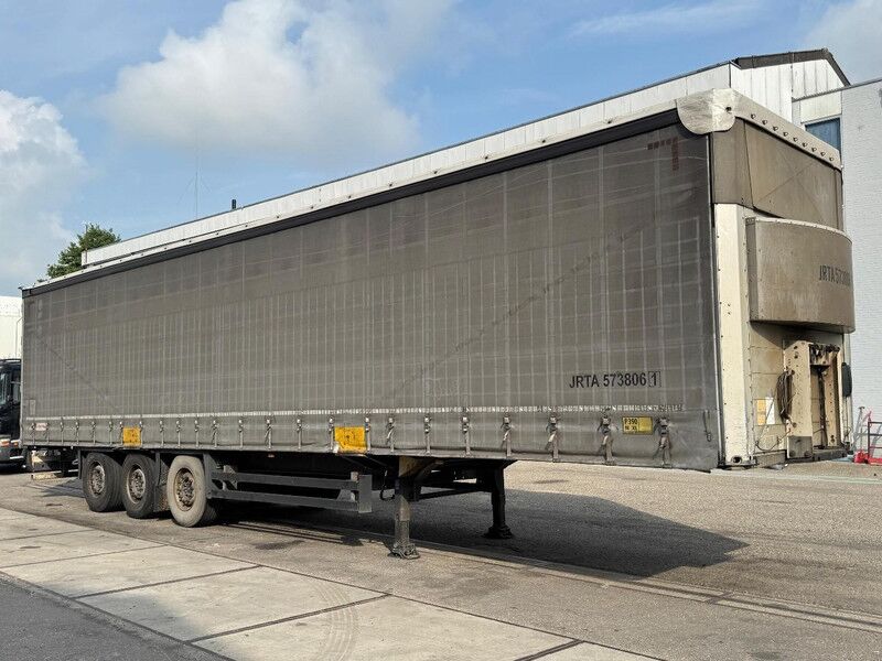 Schmitz Cargobull SCB*S3T 3 AXLE SCHMITZ + SLIDING ROOF - Тентованный полуприцеп: фото 4 Schmitz Cargobull SCB*S3T 3 AXLE SCHMITZ + SLIDING ROOF - Тентованный полуприцеп: фото 4