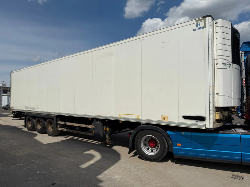Schmitz Cargobull Schmitz Cargobull PRICES FROM €6950 TO €8950,- 40 X CARRIER 1850 MT D/E SAF AXELS - Полуприцеп-рефрижератор: фото 2 Schmitz Cargobull Schmitz Cargobull PRICES FROM €6950 TO €8950,- 40 X CARRIER 1850 MT D/E SAF AXELS - Полуприцеп-рефрижератор: фото 2