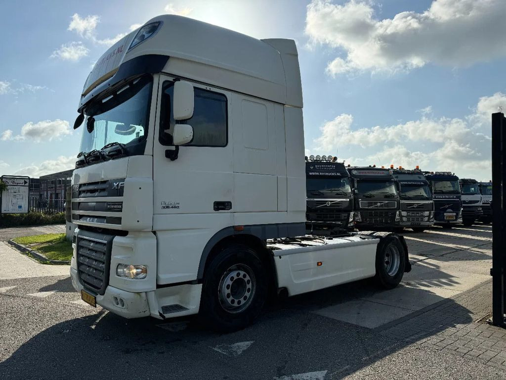 DAF XF 105.460 4X2 EURO 5 HYDRAULIC - Тягач: фото 1 DAF XF 105.460 4X2 EURO 5 HYDRAULIC - Тягач: фото 1