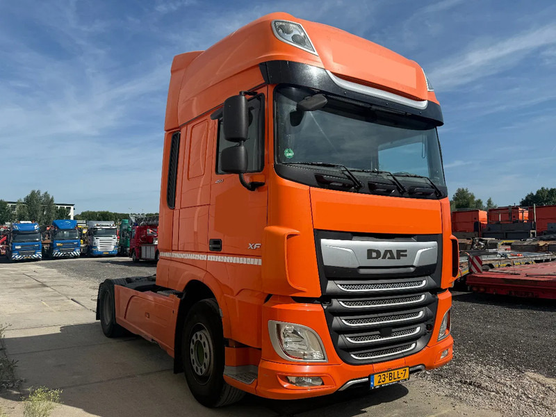 DAF XF 450 4X2 - EURO 6 SKIRTS STANDKLIMA - Тягач: фото 3 DAF XF 450 4X2 - EURO 6 SKIRTS STANDKLIMA - Тягач: фото 3