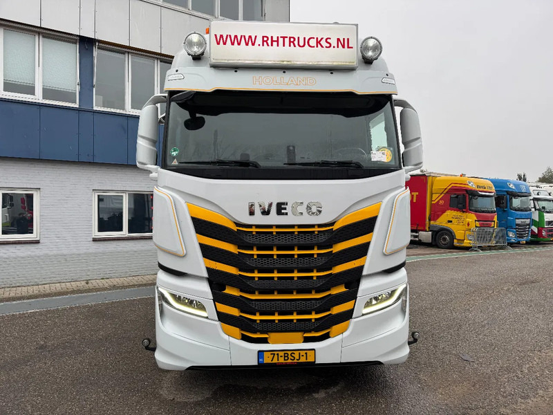 Iveco S-WAY 460 4X2 EURO 6 SKIRTS DOUBLE TANK - Тягач: фото 2 Iveco S-WAY 460 4X2 EURO 6 SKIRTS DOUBLE TANK - Тягач: фото 2