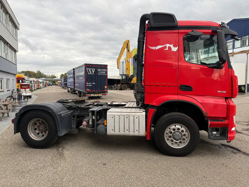 Mercedes-Benz Arocs 4X4 HYDRO DRIVE AN TIPPER HYDRAULIC - Тягач: фото 4 Mercedes-Benz Arocs 4X4 HYDRO DRIVE AN TIPPER HYDRAULIC - Тягач: фото 4