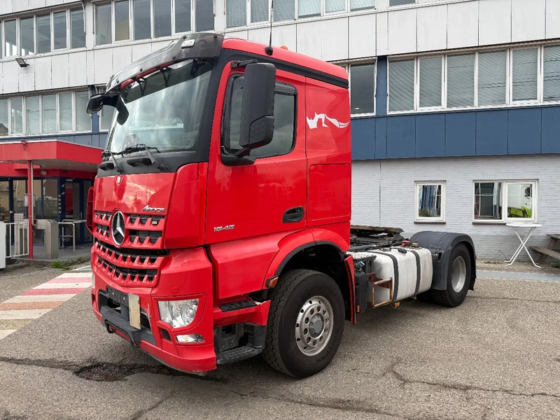 Mercedes-Benz Arocs 4X4 HYDRO DRIVE AN TIPPER HYDRAULIC - Тягач: фото 1 Mercedes-Benz Arocs 4X4 HYDRO DRIVE AN TIPPER HYDRAULIC - Тягач: фото 1