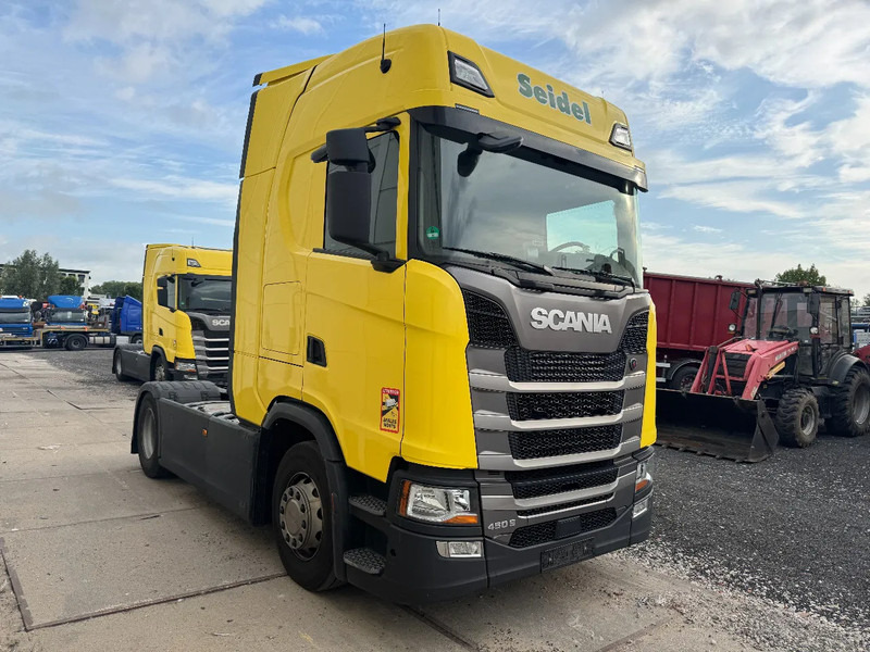 Scania S450 NGS 4X2 EURO 6 RETARDER SKIRTS SPOILERS 4 UNITS AVAILABLE - Тягач: фото 4 Scania S450 NGS 4X2 EURO 6 RETARDER SKIRTS SPOILERS 4 UNITS AVAILABLE - Тягач: фото 4