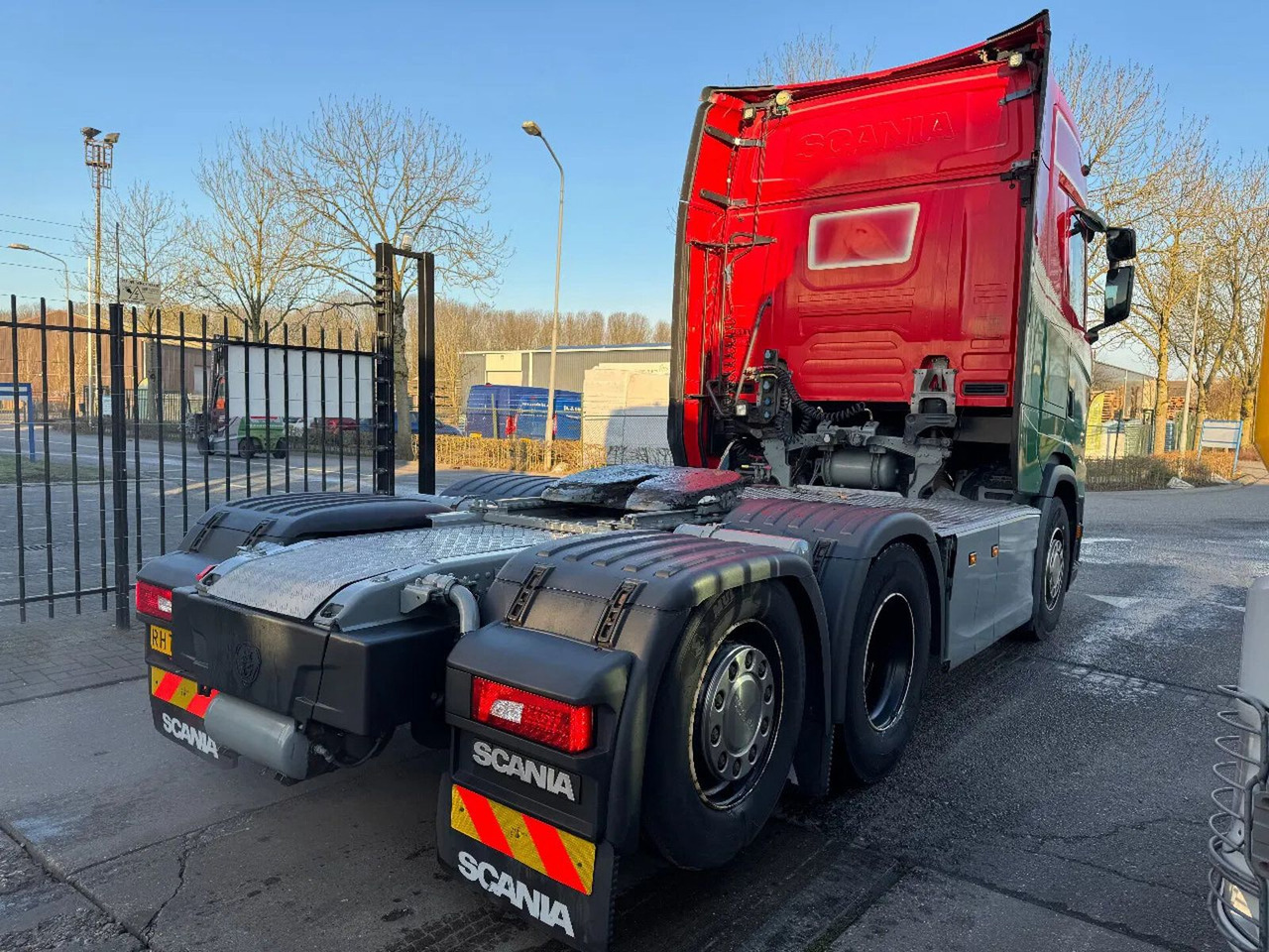 Scania S500 6X2 - EURO 6 + LIFT AXLE Scania S500 6X2 - EURO 6 + LIFT AXLE - Тягач: фото 4 Scania S500 6X2 - EURO 6 + LIFT AXLE Scania S500 6X2 - EURO 6 + LIFT AXLE - Тягач: фото 4