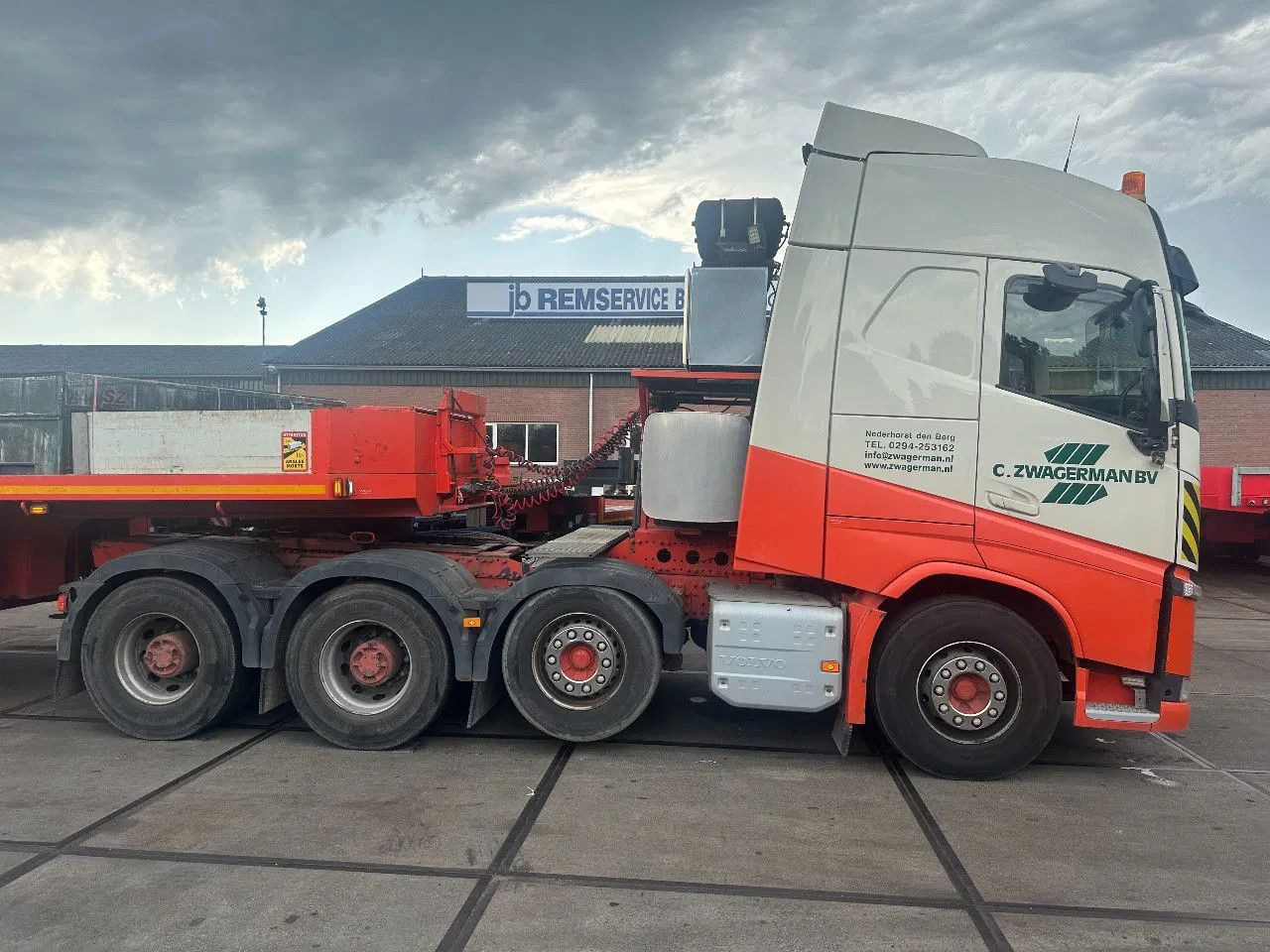 Volvo FH 13.540 8X4, 150 TON, INTARDER, 566862 KM - Тягач: фото 4 Volvo FH 13.540 8X4, 150 TON, INTARDER, 566862 KM - Тягач: фото 4