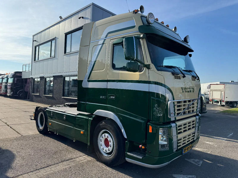 Volvo FH 16.550 4X2 - EURO 3 + FULL SPOILER + MANUAL GEAR - Тягач: фото 3 Volvo FH 16.550 4X2 - EURO 3 + FULL SPOILER + MANUAL GEAR - Тягач: фото 3