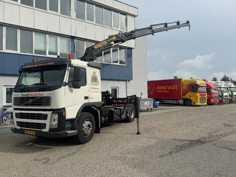 Volvo FM 340 4X2 EURO 3 PALFINGER PK16000 + REMOTE CONTROL - Тягач: фото 1 Volvo FM 340 4X2 EURO 3 PALFINGER PK16000 + REMOTE CONTROL - Тягач: фото 1