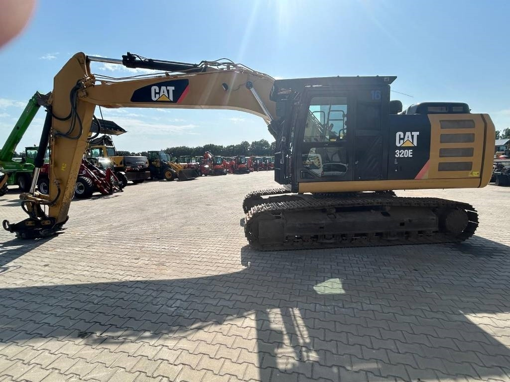CAT 320 EL - Гусеничный экскаватор: фото 1 CAT 320 EL - Гусеничный экскаватор: фото 1