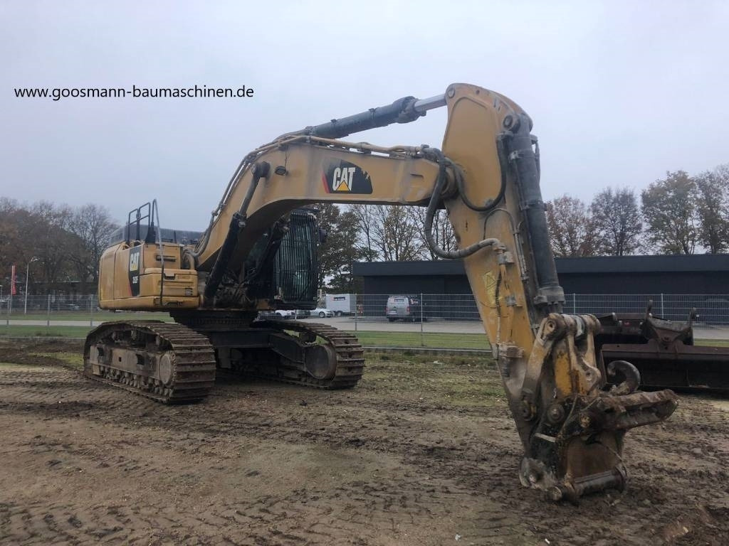 CAT 352 F - Гусеничный экскаватор: фото 1 CAT 352 F - Гусеничный экскаватор: фото 1