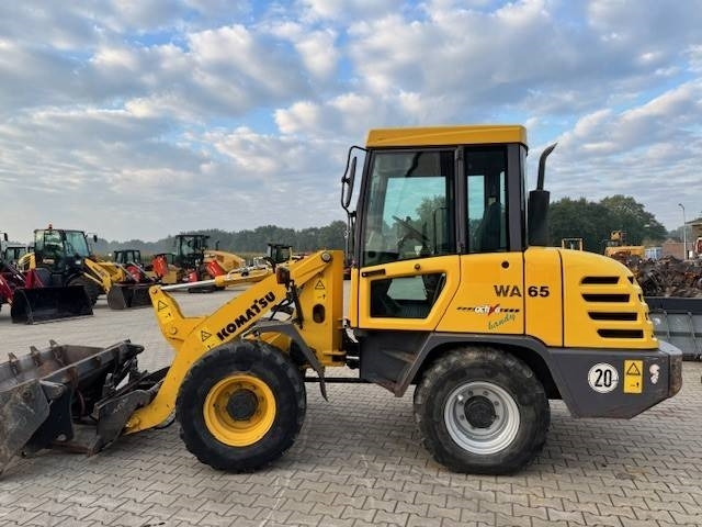 Komatsu WA 65-3 - Колёсный погрузчик: фото 2 Komatsu WA 65-3 - Колёсный погрузчик: фото 2