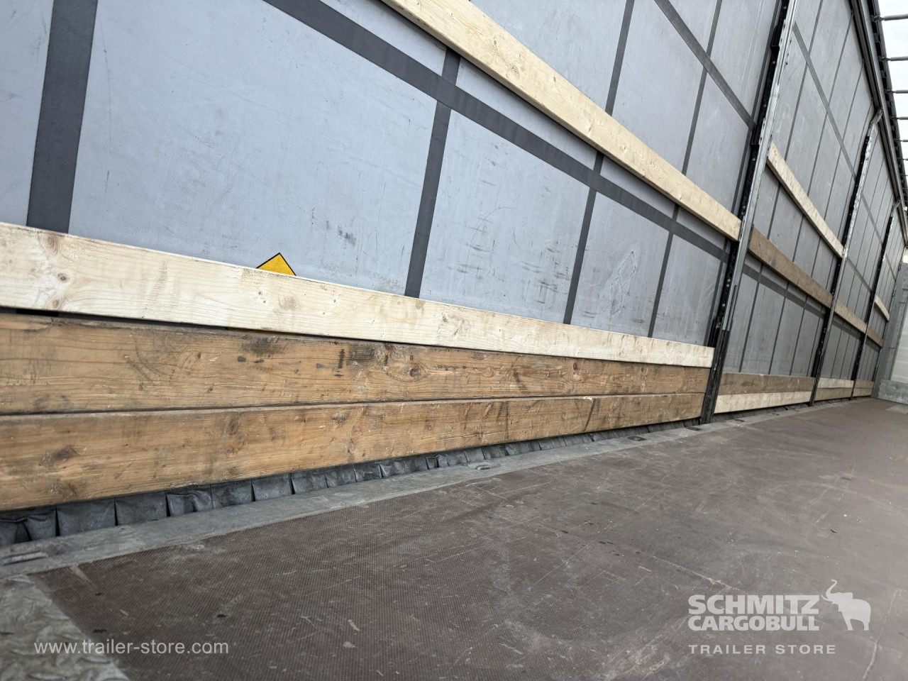 SCHMITZ Curtainsider Standard - Тентованный полуприцеп: фото 3 SCHMITZ Curtainsider Standard - Тентованный полуприцеп: фото 3