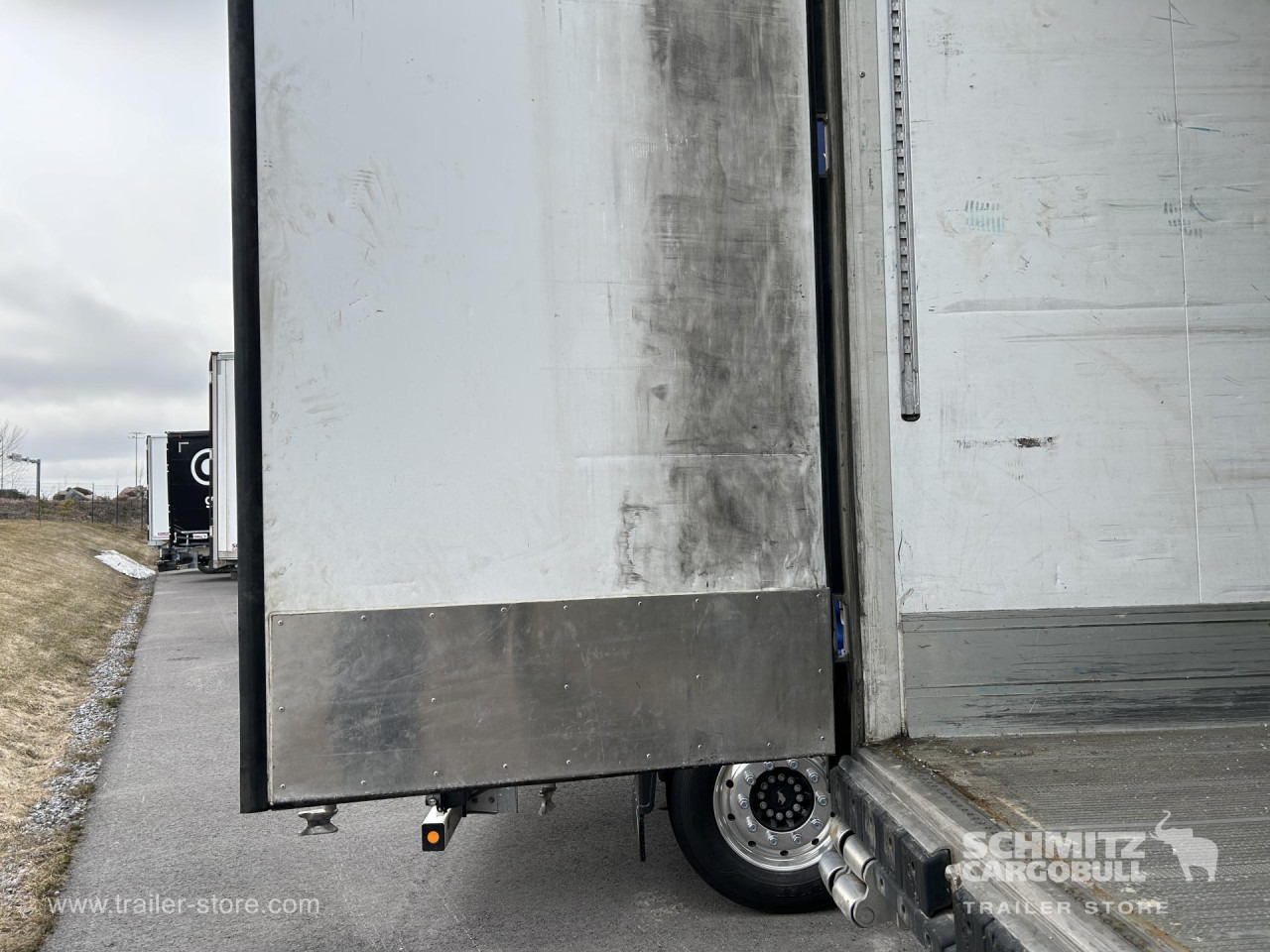 SCHMITZ Reefer Multitemp Double deck - Изотермический полуприцеп: фото 5 SCHMITZ Reefer Multitemp Double deck - Изотермический полуприцеп: фото 5