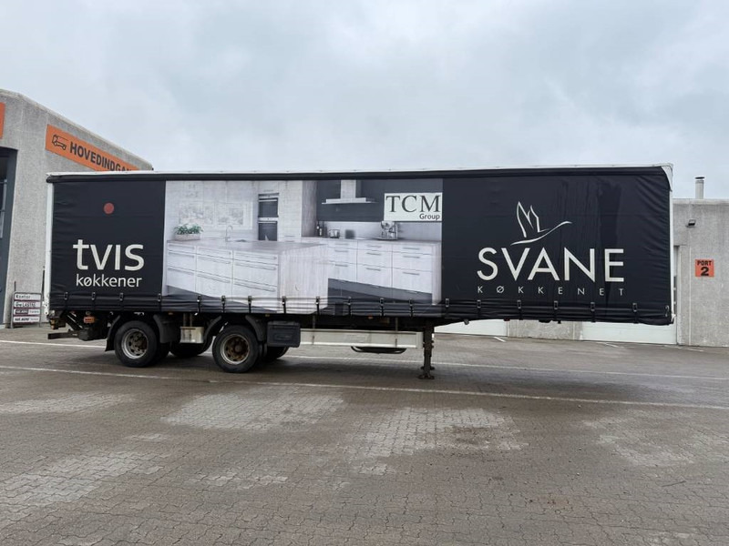 Fliegl Curtainsider / Planenauflieger / Gardin - Тентованный полуприцеп: фото 2 Fliegl Curtainsider / Planenauflieger / Gardin - Тентованный полуприцеп: фото 2