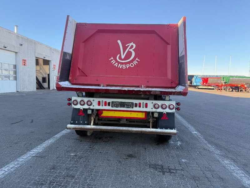 KEL-BERG Tipper / Kipper / Tiptrailer - Самосвальный полуприцеп: фото 4 KEL-BERG Tipper / Kipper / Tiptrailer - Самосвальный полуприцеп: фото 4