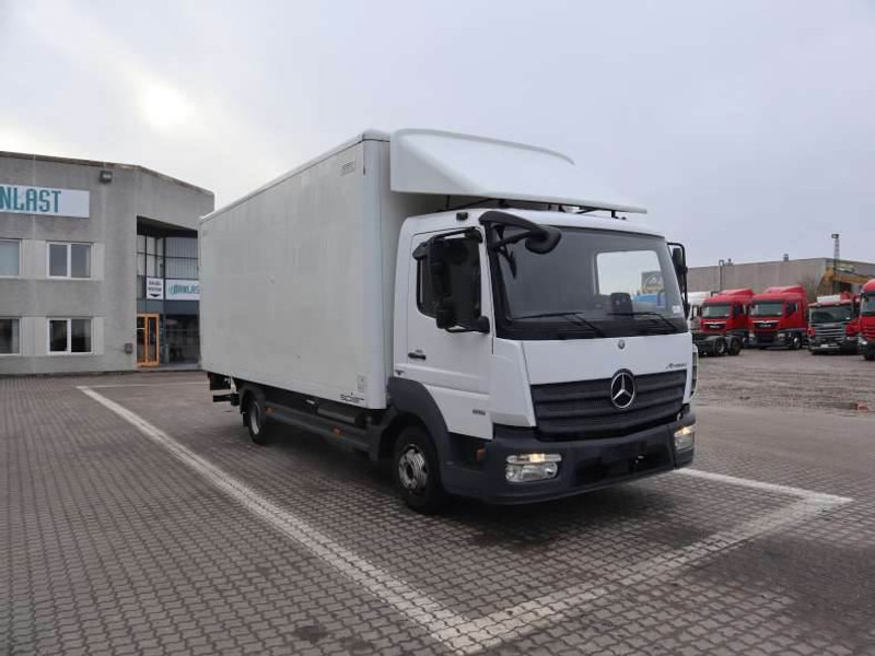 Mercedes-Benz Atego 816L EURO 6 - Грузовик с закрытым кузовом: фото 2 Mercedes-Benz Atego 816L EURO 6 - Грузовик с закрытым кузовом: фото 2