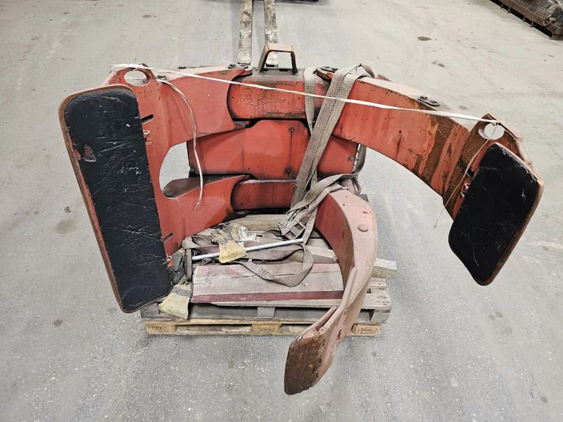 Auramo RA-30RJ-15 - Грейфер: фото 1 Auramo RA-30RJ-15 - Грейфер: фото 1