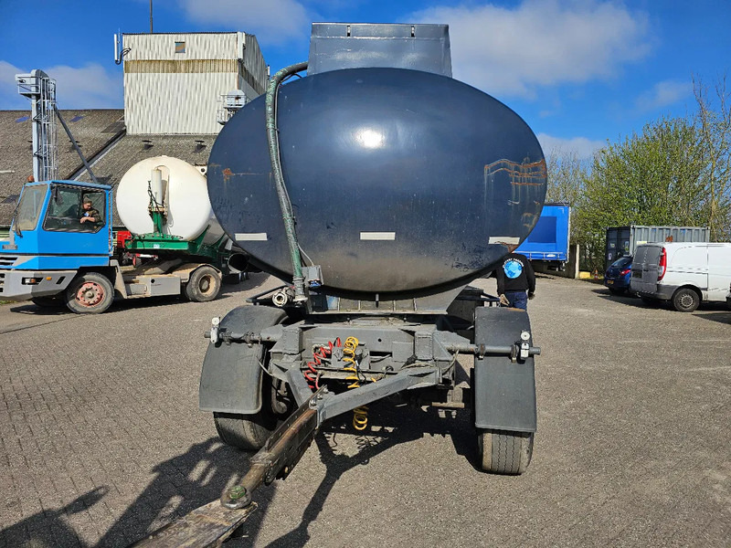 Magyar EA2 - Полуприцеп-цистерна: фото 3 Magyar EA2 - Полуприцеп-цистерна: фото 3