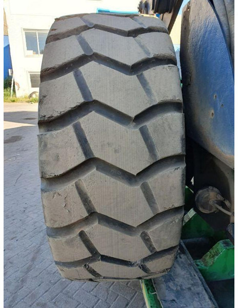 Michelin 29.5 R29 - Шина: фото 3 Michelin 29.5 R29 - Шина: фото 3