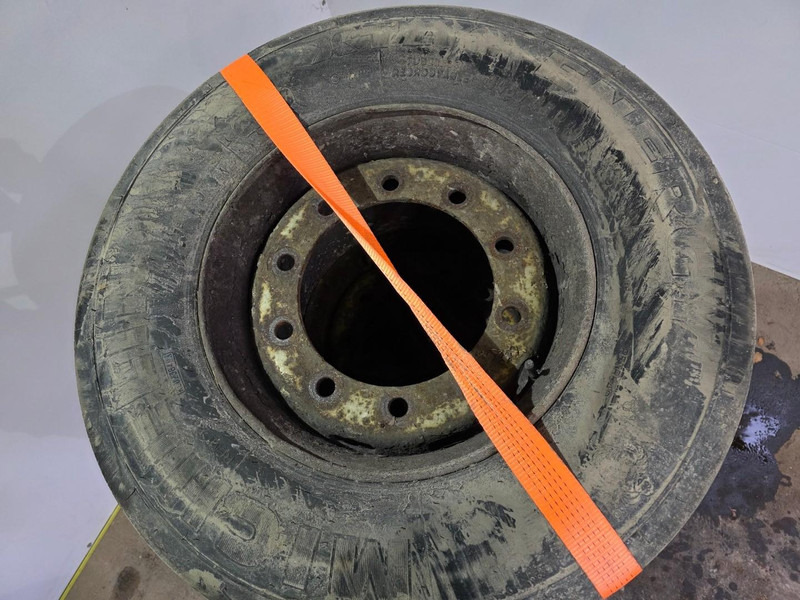 Michelin 445/45 R19.5 - Шина: фото 4 Michelin 445/45 R19.5 - Шина: фото 4