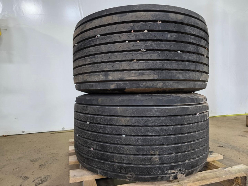 Michelin 445/45 R19.5 - Шина: фото 2 Michelin 445/45 R19.5 - Шина: фото 2