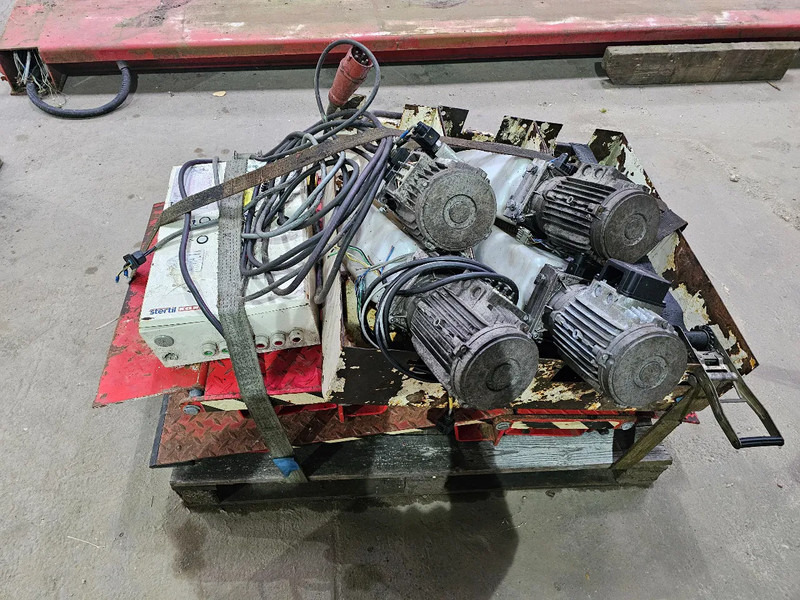 Stertil-Koni Ultra 4-koloms Hefbrug 17500KG - Запчасти: фото 5 Stertil-Koni Ultra 4-koloms Hefbrug 17500KG - Запчасти: фото 5