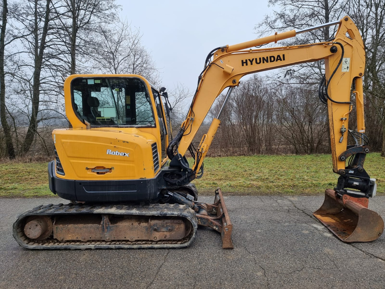 HYUNDAI R 60CR-9 - Мини-экскаватор: фото 2 HYUNDAI R 60CR-9 - Мини-экскаватор: фото 2