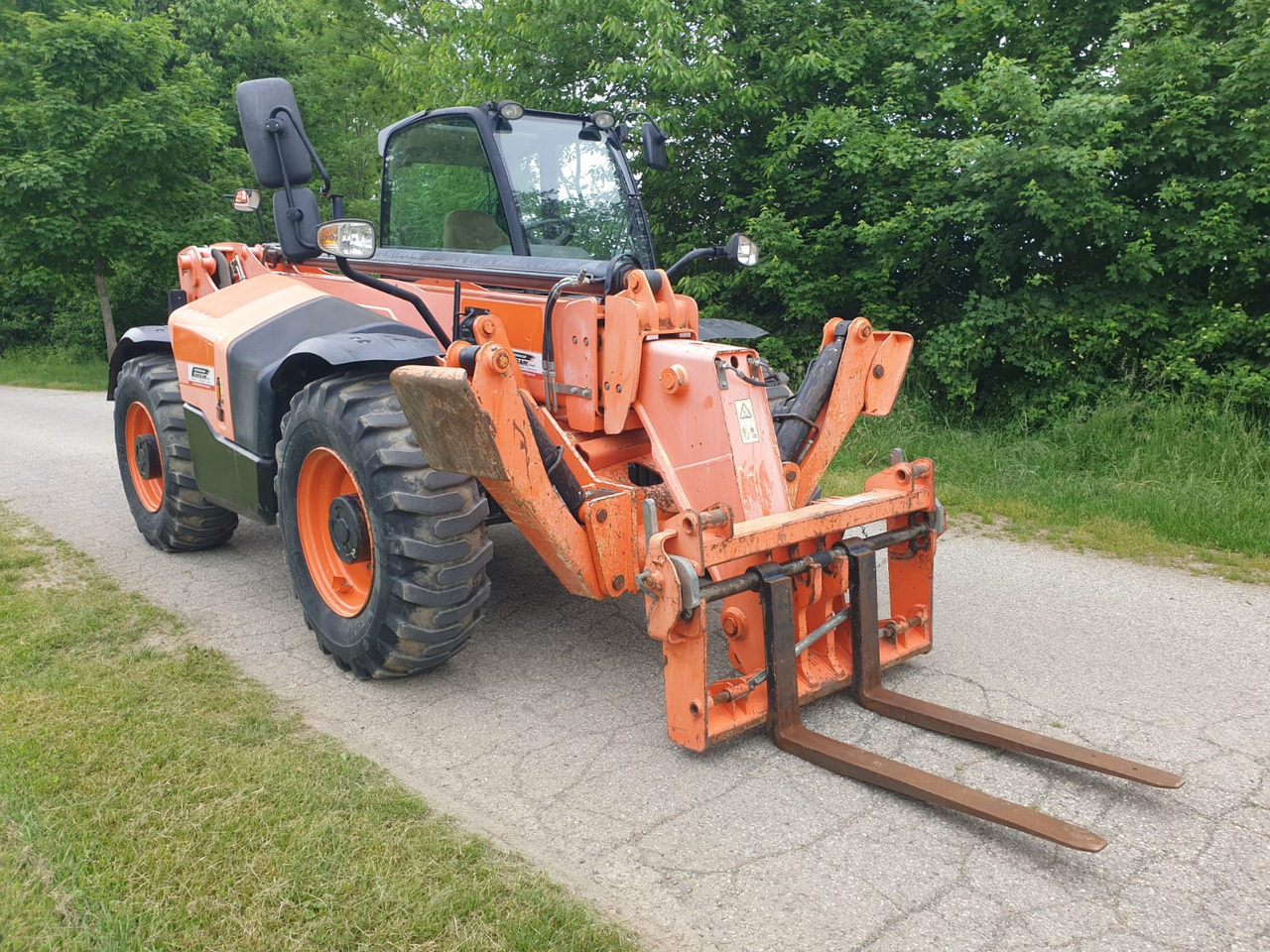 JCB 540-140 - Телескопический погрузчик: фото 5 JCB 540-140 - Телескопический погрузчик: фото 5