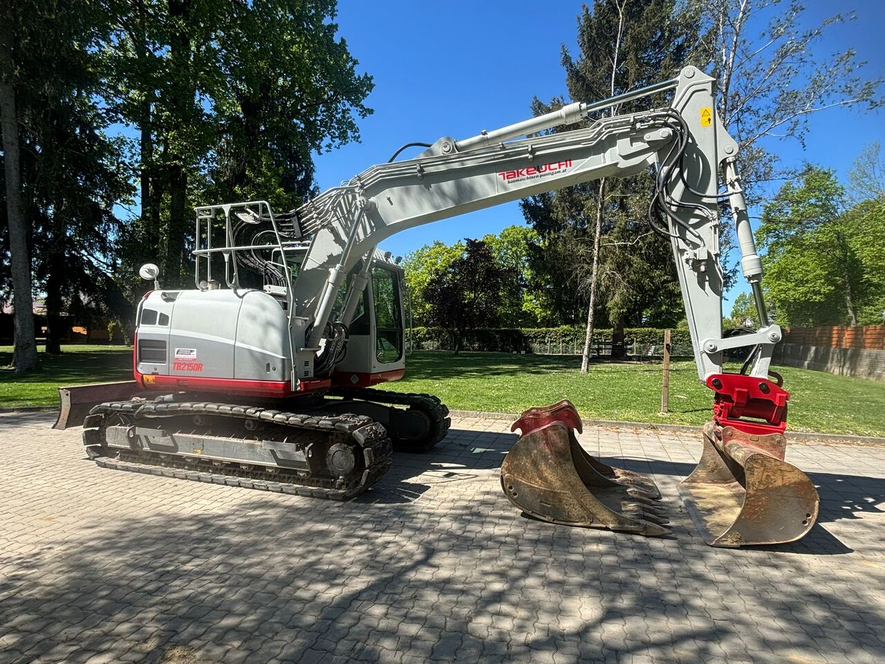 TAKEUCHI TB 2150 R - Гусеничный экскаватор: фото 4 TAKEUCHI TB 2150 R - Гусеничный экскаватор: фото 4
